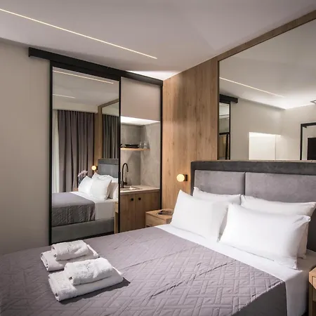 King's Blue , Superior Downtown Loft , No Lift Apartment Heraklion (Crete)